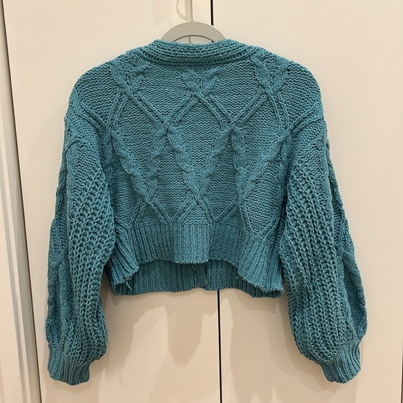 BaeVely small teal sweater - Picture 3 of 3